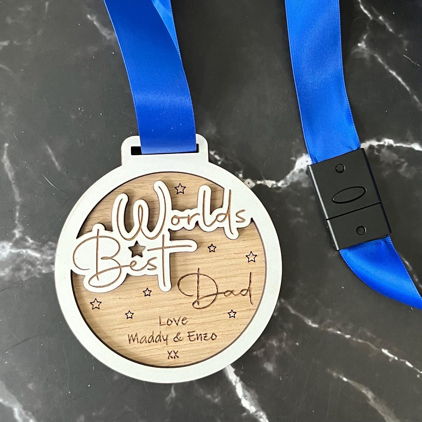 Worlds Best Dad, Birthday Fathers Day Wooden Medal, Award, Appreciation Medal, Trophy