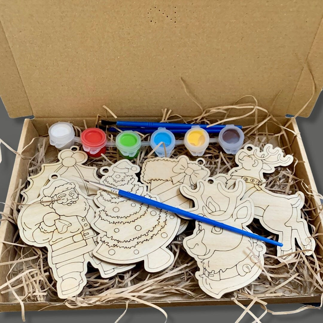 Christmas Ornament DIY Paint Kit: Birch Wood Bauble Decorating