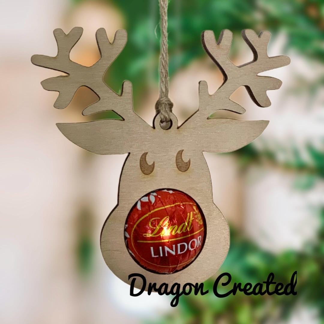 4x Chocolate Reindeer Ornament Set: Wooden Bauble, Lindor Holder