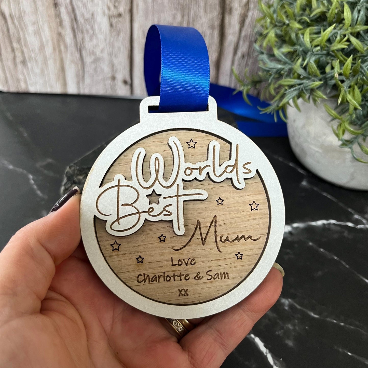 Worlds Best Mum, Birthday Mothers Day Wooden Medal, Award, Appreciation Medal