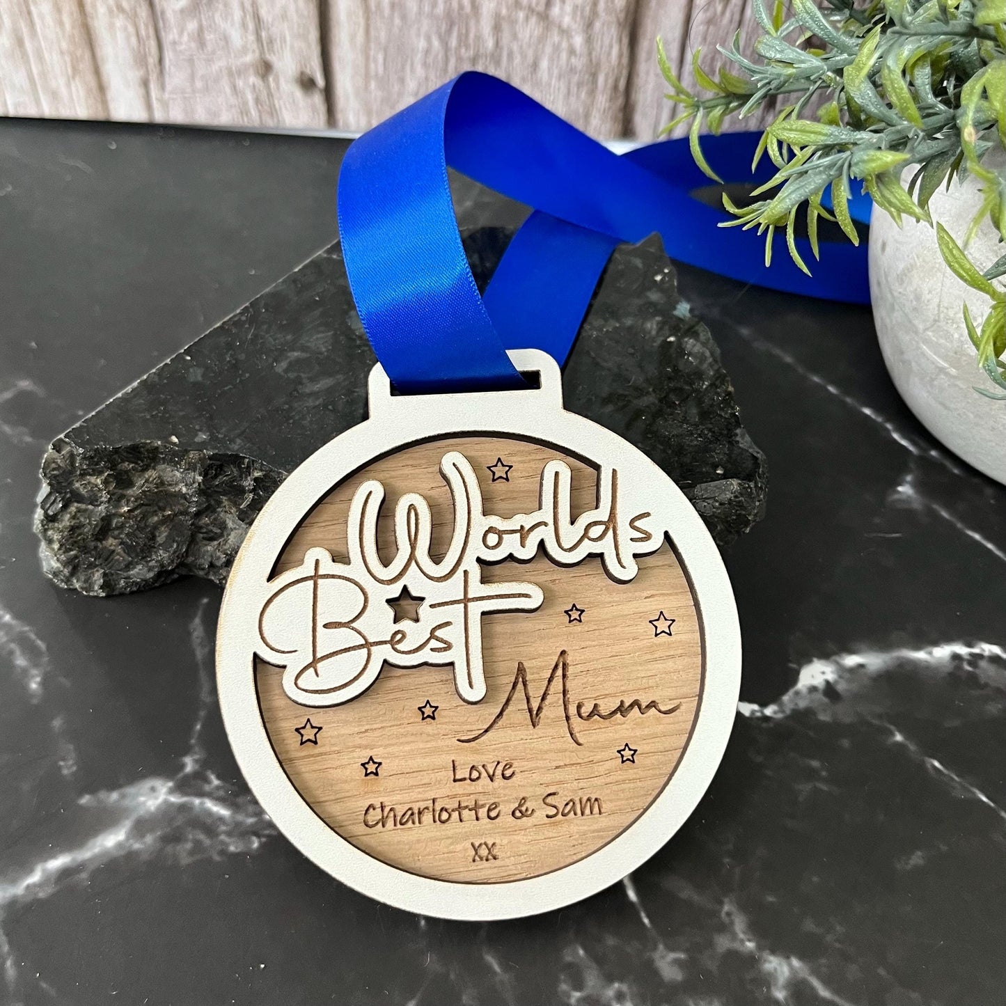 Worlds Best Mum, Birthday Mothers Day Wooden Medal, Award, Appreciation Medal