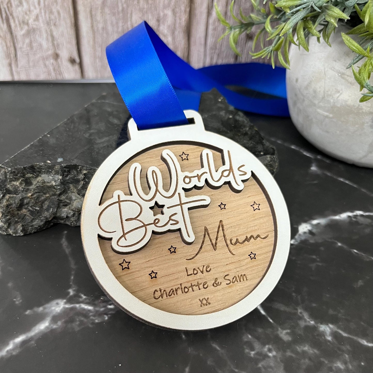 Worlds Best Mum, Birthday Mothers Day Wooden Medal, Award, Appreciation Medal